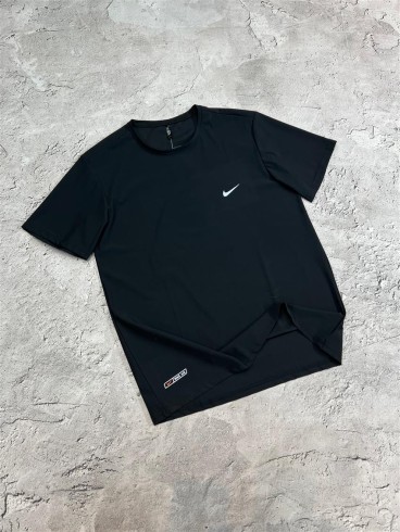 تيشرت مردانه مردانه وارداتي 23222 NIKE