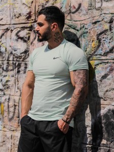 تيشرت مردانه مردانه يوتاب NIKE