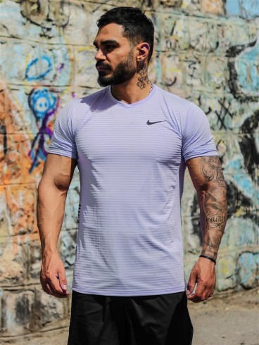 تيشرت مردانه مردانه يوتاب NIKE