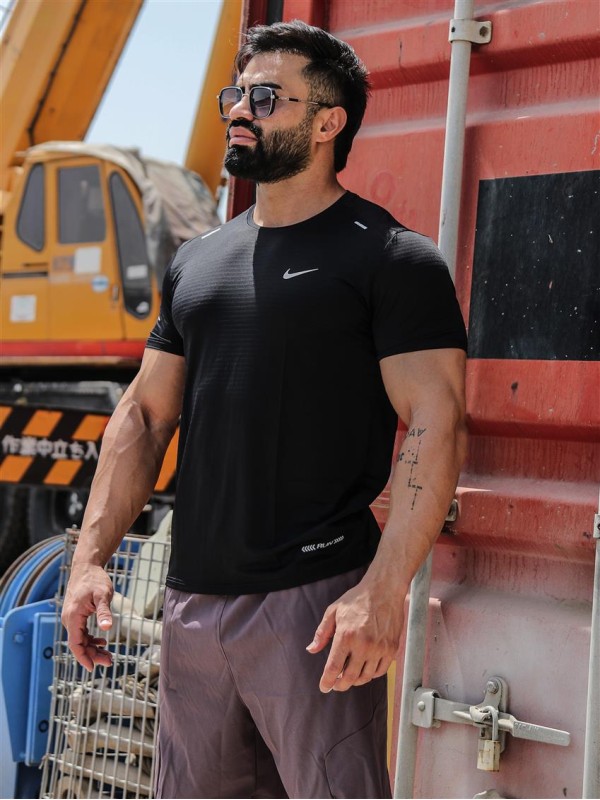 تيشرت مردانه مردانه اورجينال 9931 NIKE