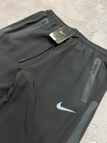 اسلش مردانه مردانه آيرو 52 NIKE