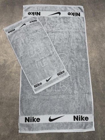 حوله لوازم ورزشي استخري 70*130 NIKE