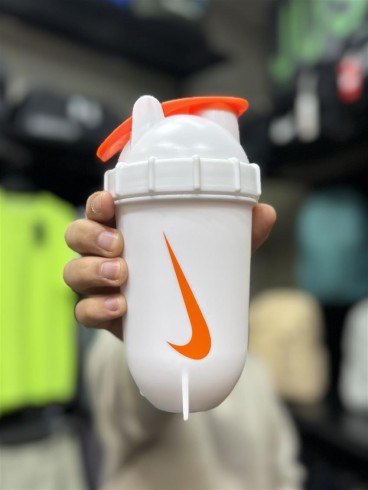 شيكر لوازم ورزشي يك تكه بمبي NIKE