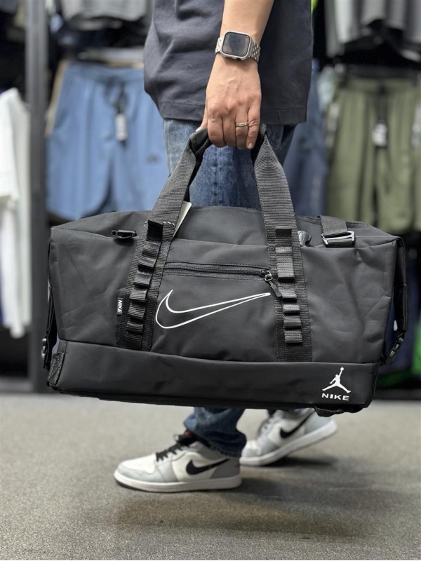 ساك ورزشي لوازم ورزشي دو حالته رايلي NIKE