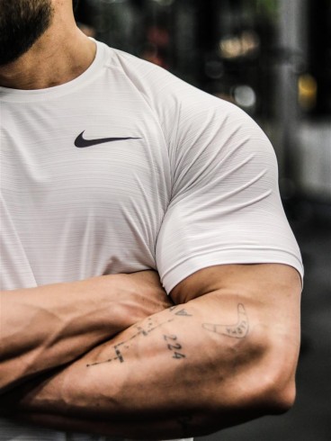 تيشرت مردانه مردانه آستين كوتاه رگلان ميراژ NIKE