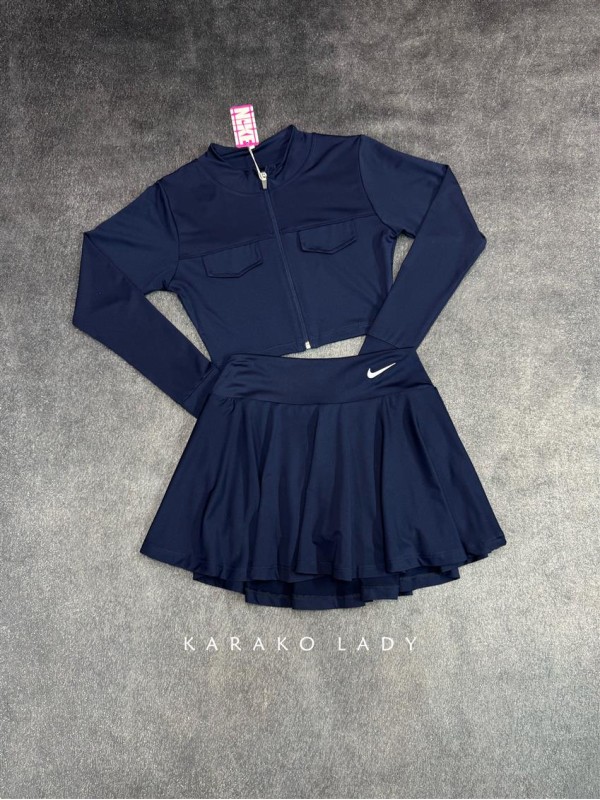 ست ورزشي زنانه زنانه كراپ و دامن آليس NIKE