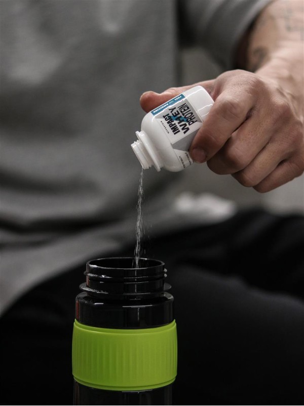فانل پروتئين و جا قرصي لوازم ورزشي يك تكه my protein