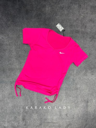 تيشرت زنانه زنانه استين كوتاه گتردار NIKE