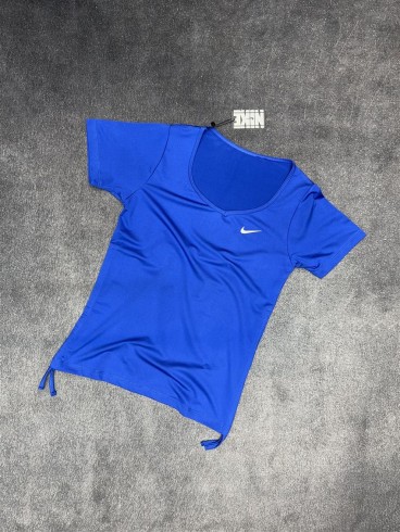 تيشرت زنانه زنانه استين كوتاه گتردار NIKE