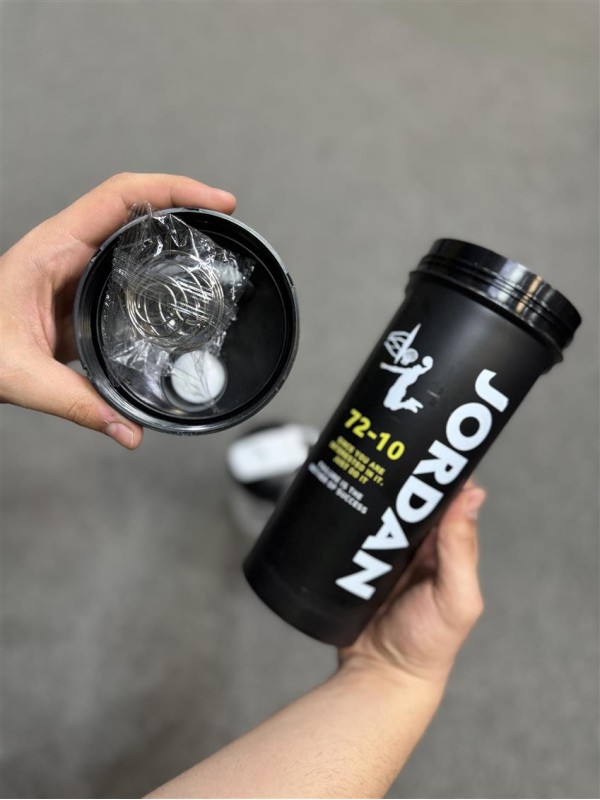 شيكر لوازم ورزشي يك تكه يك ليتري JORDAN