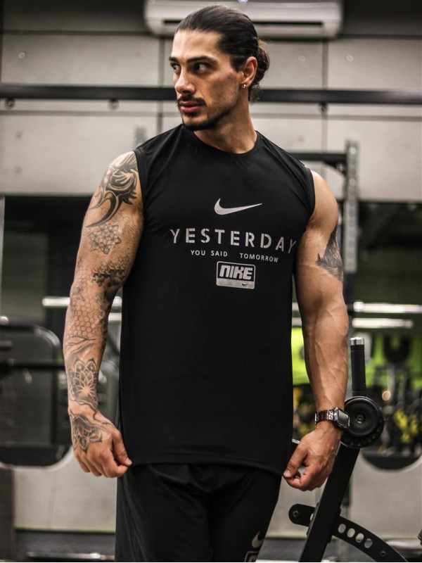 ست ورزشي مردانه مردانه حلقه اي YESTERDAY NIKE