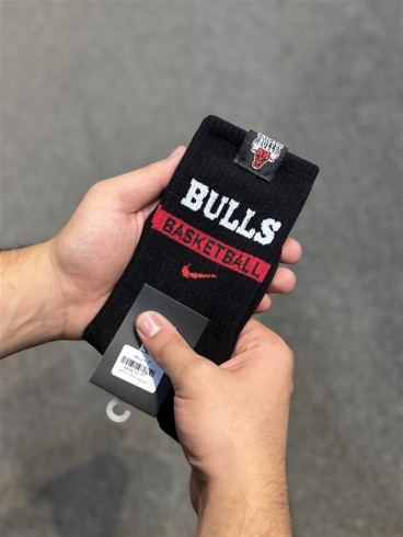 جوراب اسپرت ساق بلند bulls تيكه خور