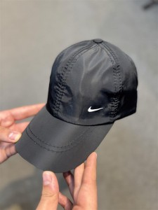 کلاه نقابدار Nike شمعی