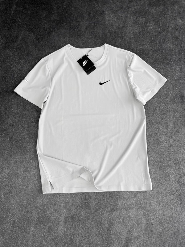 تيشرت مردانه مردانه آستين كوتاه 185 NIKE