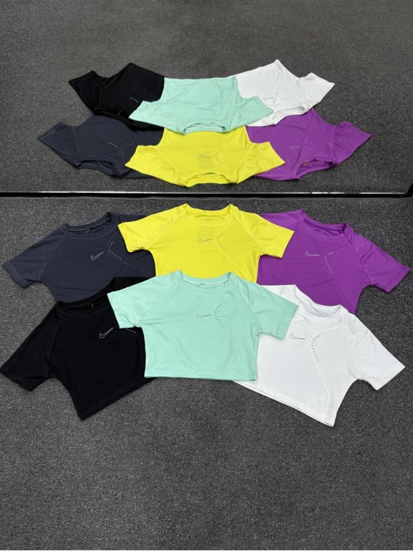 كراپ ورزشي زنانه استين كوتاه hip NIKE