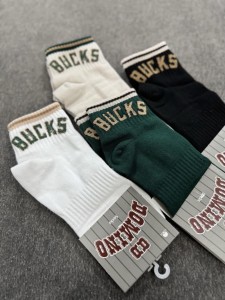 جوراب اسپرت نيم ساق bucks