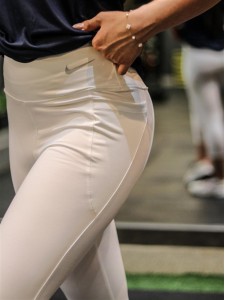 لگ زنانه زنانه برمودا جا موبايلي دار NIKE