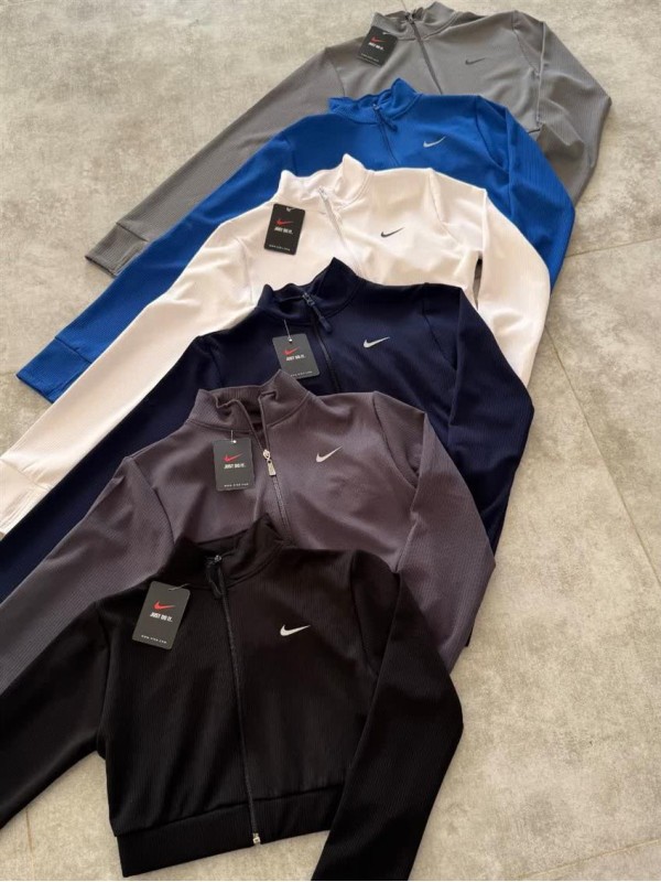 كراپ ورزشي زنانه استين بلند زيپدار NIKE