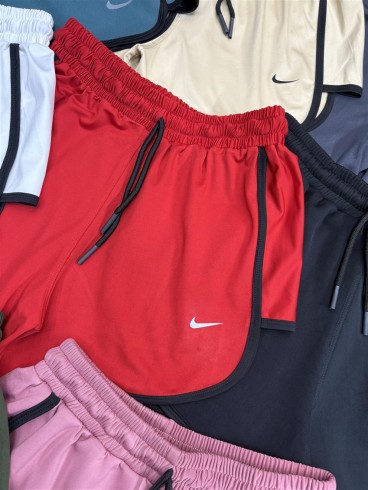 شلوارك زنانه زنانه چاكدار NIKE