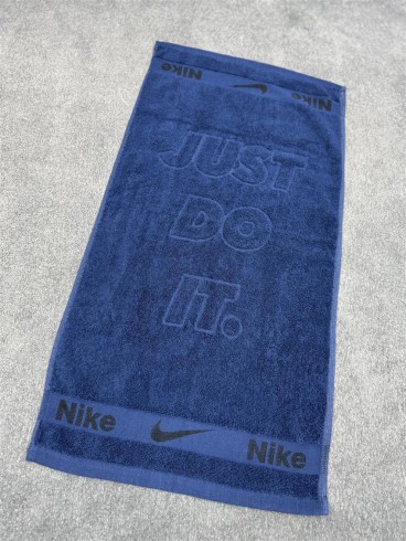 حوله لوازم ورزشي باشگاهي 40*80 كاور دار NIKE