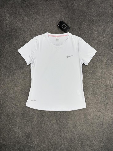 تيشرت زنانه زنانه 23209 NIKE