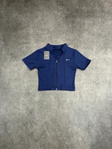 كراپ ورزشي زنانه استين كوتاه زيپر NIKE
