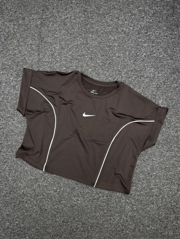 كراپ ورزشي زنانه استين كوتاه پاكتي NIKE