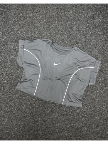 كراپ ورزشي زنانه استين كوتاه پاكتي NIKE