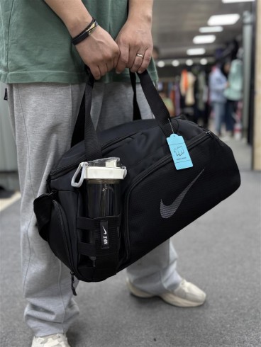 ساك ورزشي لوازم ورزشي جاكفشي دار بنتلي NIKE