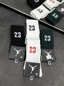 جوراب اسپرت ساق بلند 23
