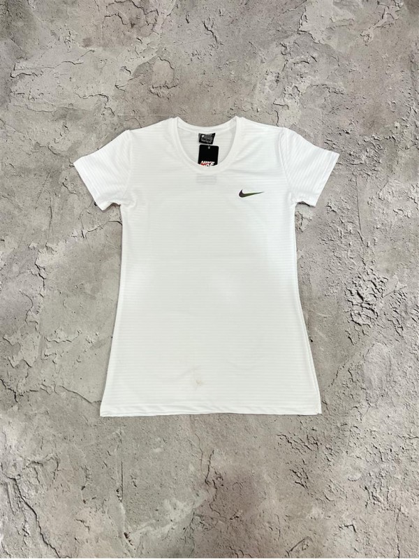 تيشرت زنانه زنانه استين كوتاه يوتاب NIKE