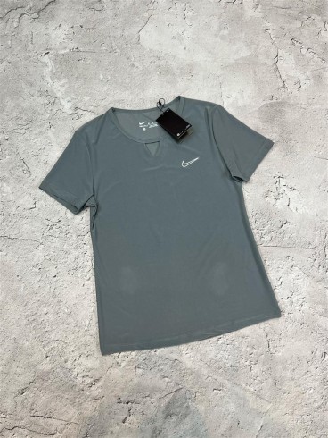تيشرت زنانه زنانه استين كوتاه يقه v NIKE