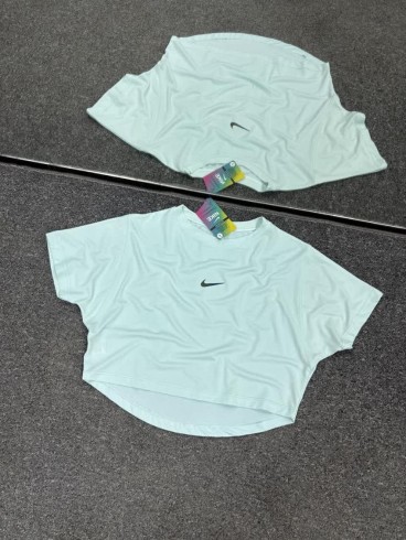 كراپ ورزشي زنانه استين كوتاه karako NIKE