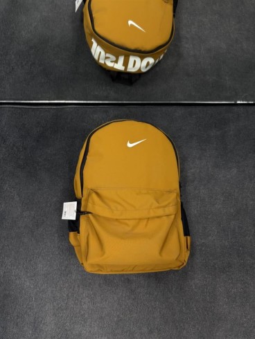 کوله پاکتی ورزشی Nike