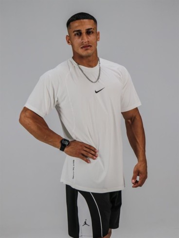 تيشرت مردانه مردانه آستين كوتاه ريون NIKE