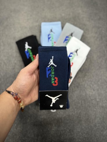جوراب اسپرت ساق بلند 23 طرح جديد JORDAN