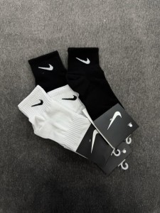 جوراب اسپرت نيم ساق new NIKE