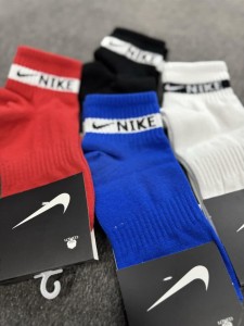 جوراب اسپرت نيم ساق خطي NIKE