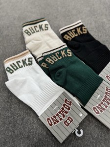 جوراب اسپرت نيم ساق bucks