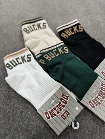 جوراب اسپرت نيم ساق bucks