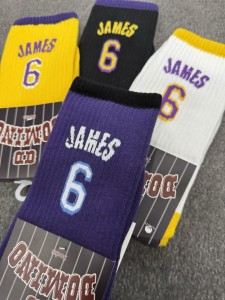 جوراب اسپرت ساق بلند james