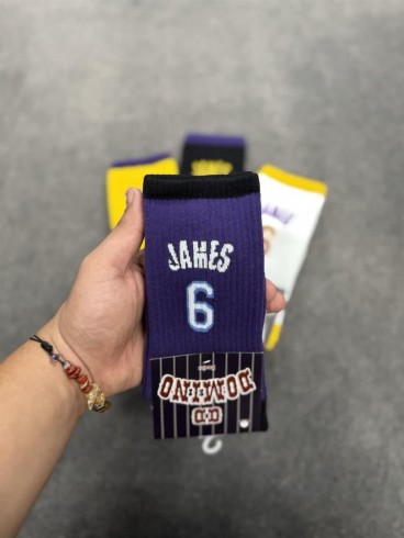 جوراب اسپرت ساق بلند james