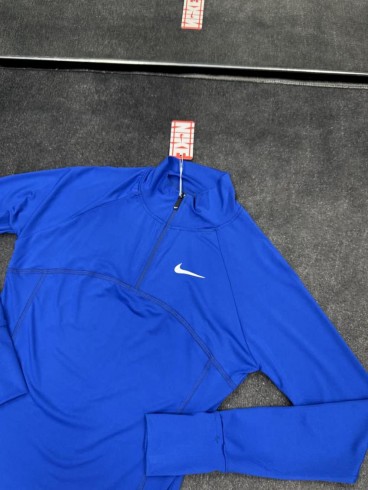 تيشرت زنانه زنانه آستين بلند فينگر دار NIKE