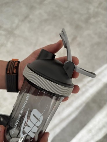 شيكر لوازم ورزشي يه تيكه 1031 ON