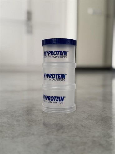 فانل پروتئين و جا قرصي لوازم ورزشي سه تيكه MY PROTEIN