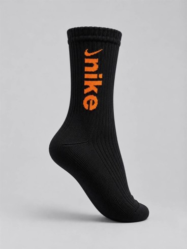جوراب اسپرت ساق بلند نوشته NIKE