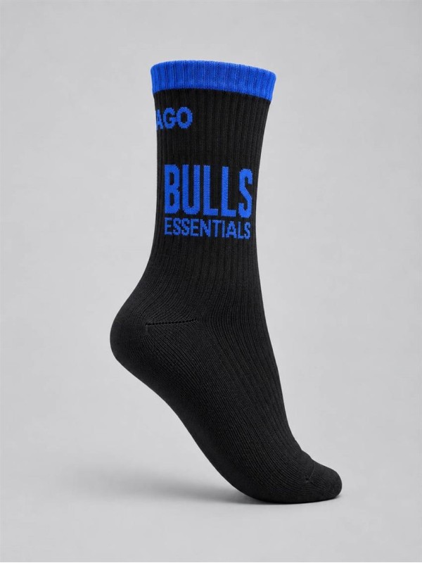 جوراب اسپرت ساق بلند BULLS  ESSENTIALS