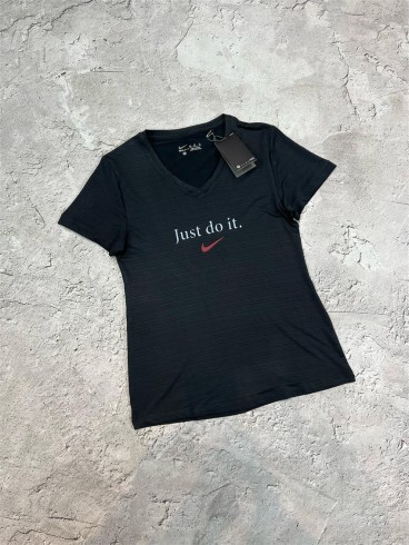 تيشرت زنانه زنانه استين كوتاه ميراژ NIKE