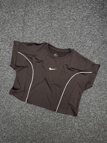 كراپ ورزشي زنانه استين كوتاه پاكتي NIKE