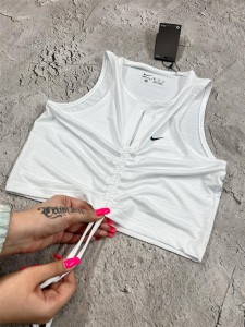 كراپ ورزشي زنانه جلو گتردار NIKE